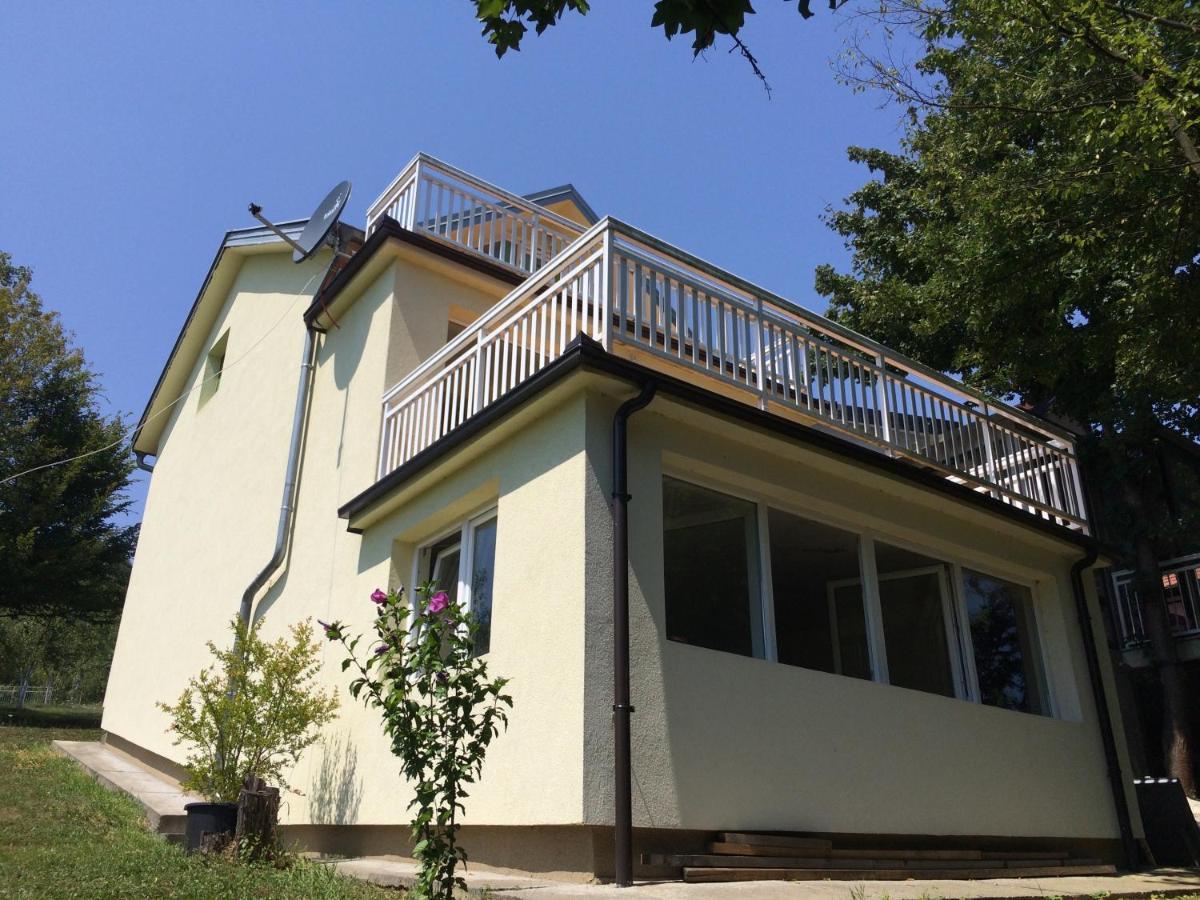 Jezero Snijeznica - Vikendica Villa Luaran gambar